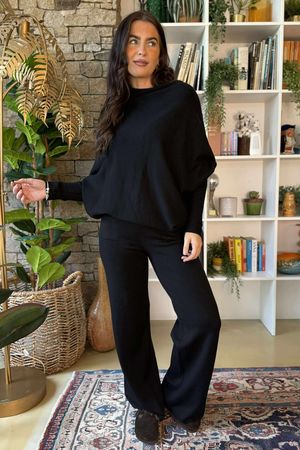 Elbury Huggle Luxury Knit Co Ord Set Black /92=